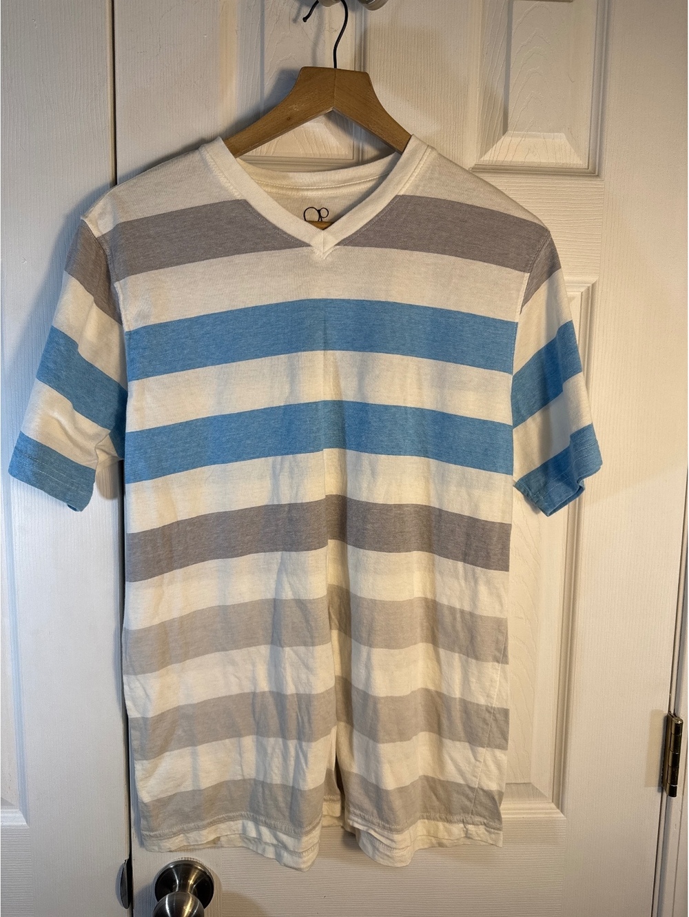 Op Men's V-Neck Striped Cotton T-Shirt L/G (42-44)
